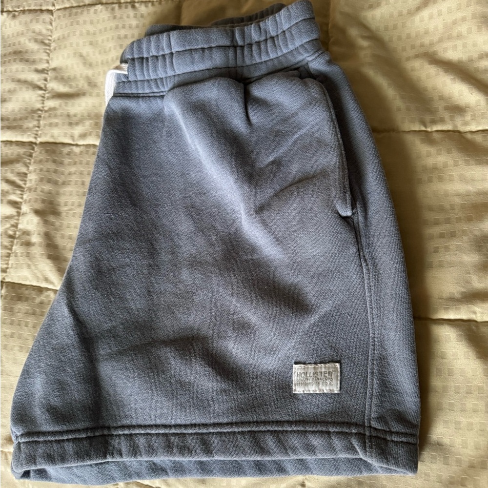 Hollister size small light blue men’s shorts